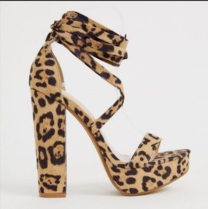 New Public Desire Block Heeled Platform Sandals